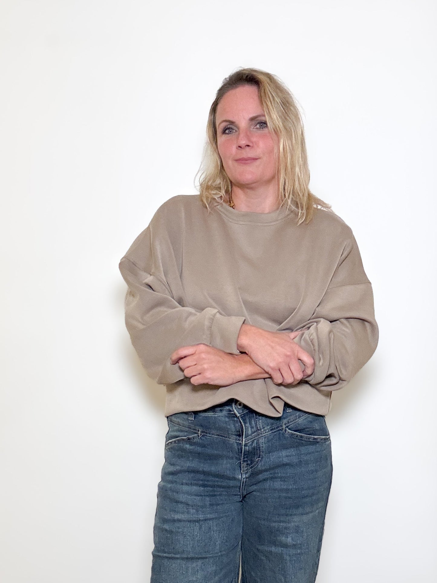 Kurzer Loungepulli