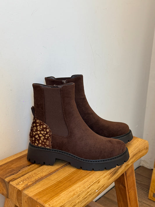 Stiefeletten mit Leoprint