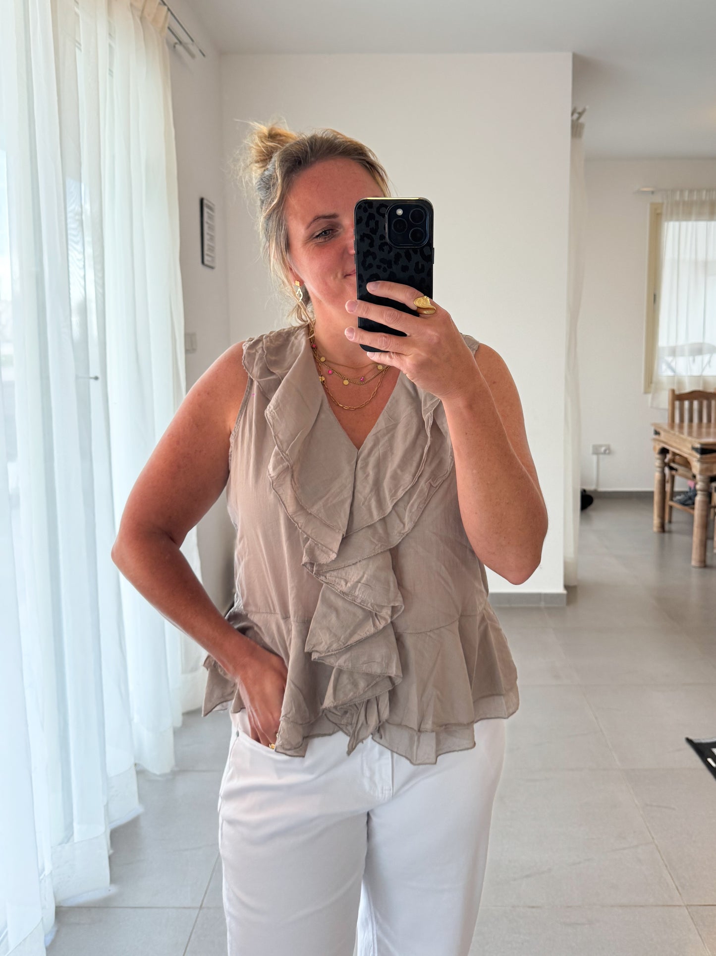 Ruffle Love Bluse – ärmellos