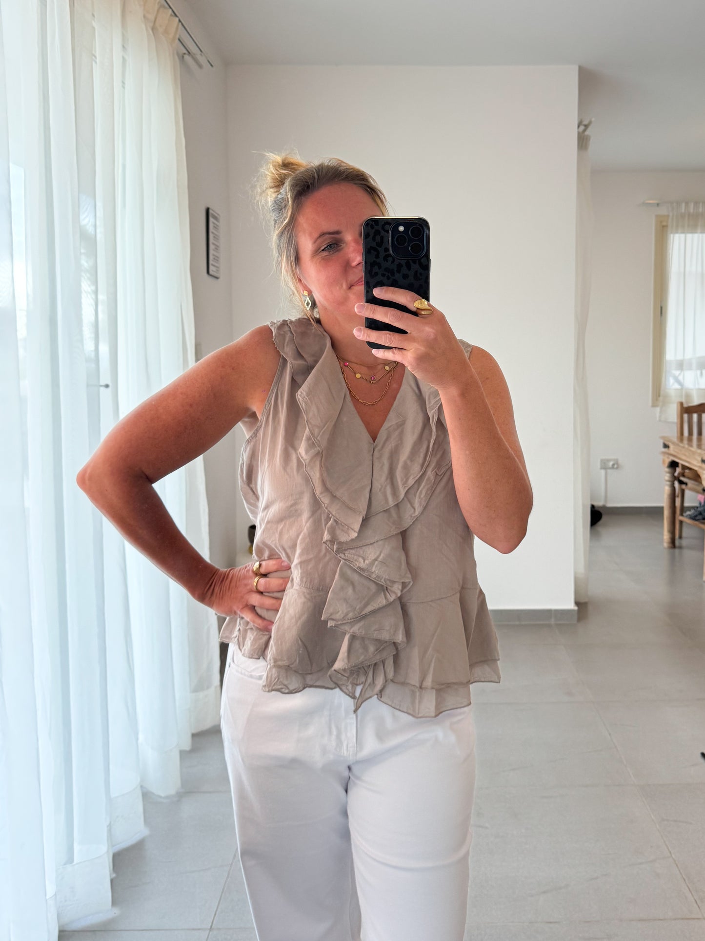 Ruffle Love Bluse – ärmellos