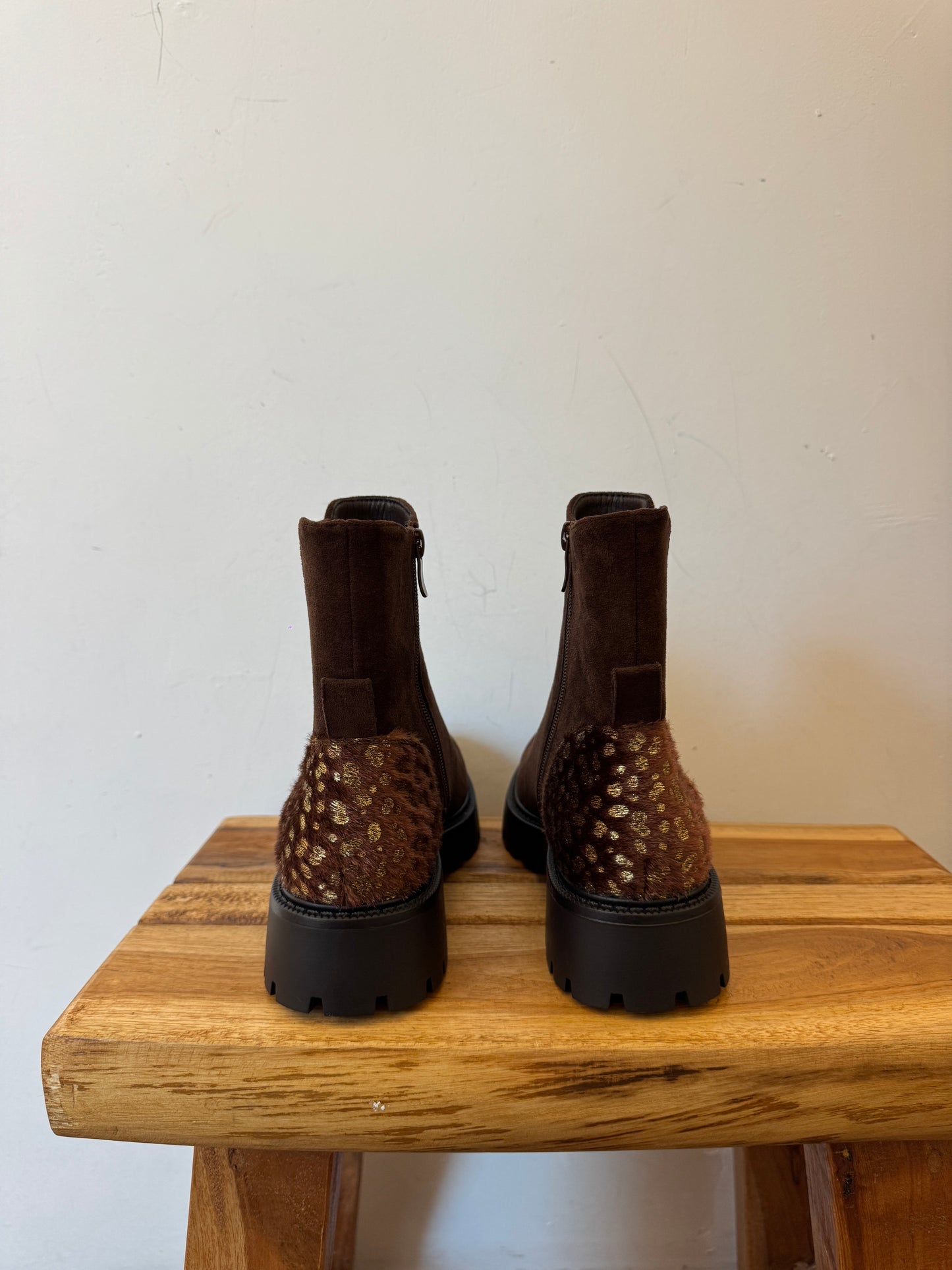 Stiefeletten mit Leoprint